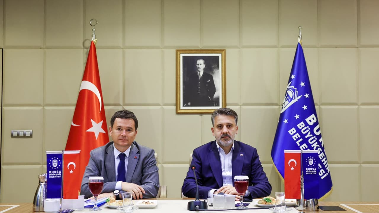 Bursa'da Altıparmak ve Çarşamba bölgelerinin havadan görünümü veya proje alanı haritası.