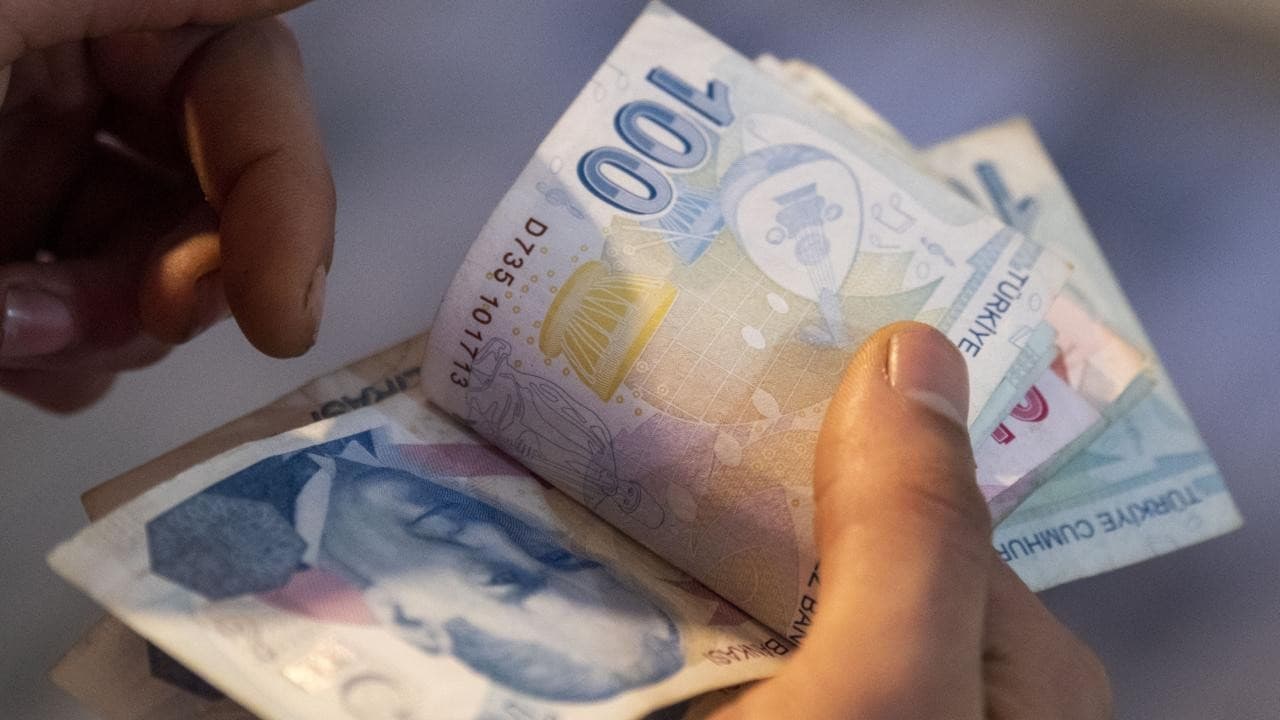 Genç çiftlere 2,18 milyar liralık destek! Aile ve Gençlik Fonu'ndan yeni adımlar