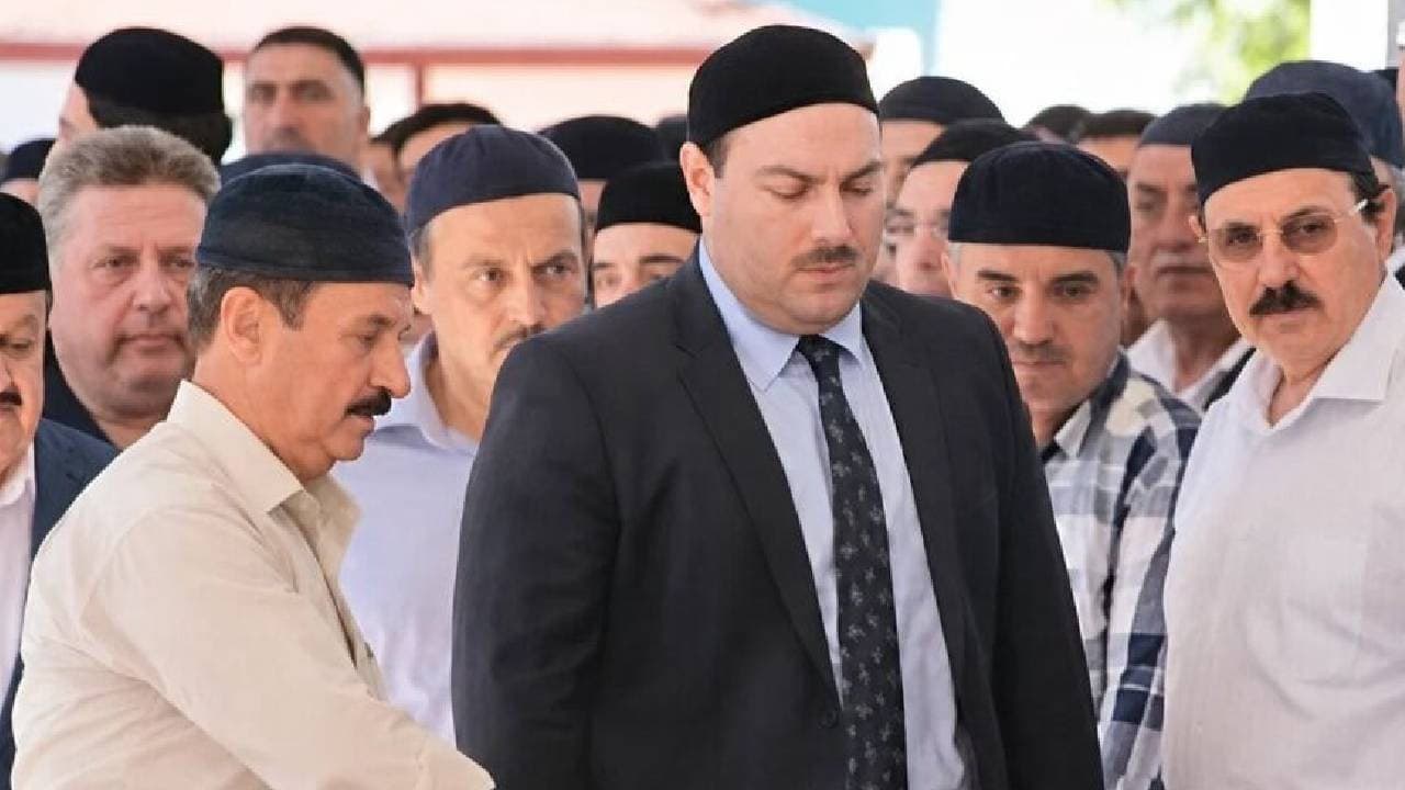 Marmaris'teki operasyon sırasında emniyet güçlerinin faaliyetleri.