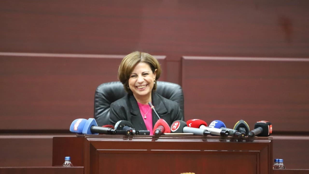 Eskişehir Belediye Başkanı Ayşe Ünlüce'den sürpriz istifa