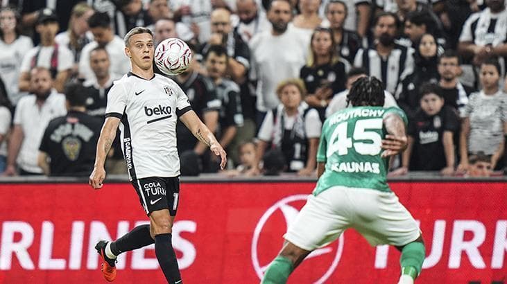 Beşiktaş'tan Avrupa Ligi play-off'unda 3 gollü avantaj