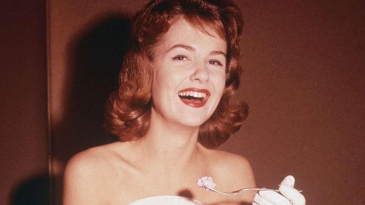 Elvis Presley ile üç filmde rol alan Shelley Fabares öldü