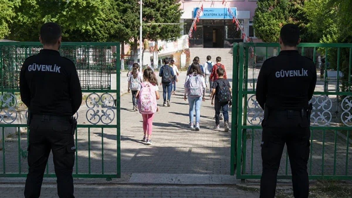 İŞKUR TYP okullara güvenlik görevlisi alımı ne zaman? MEB'in 30 bin kişilik alımında başvuru şartları belli oldu mu?