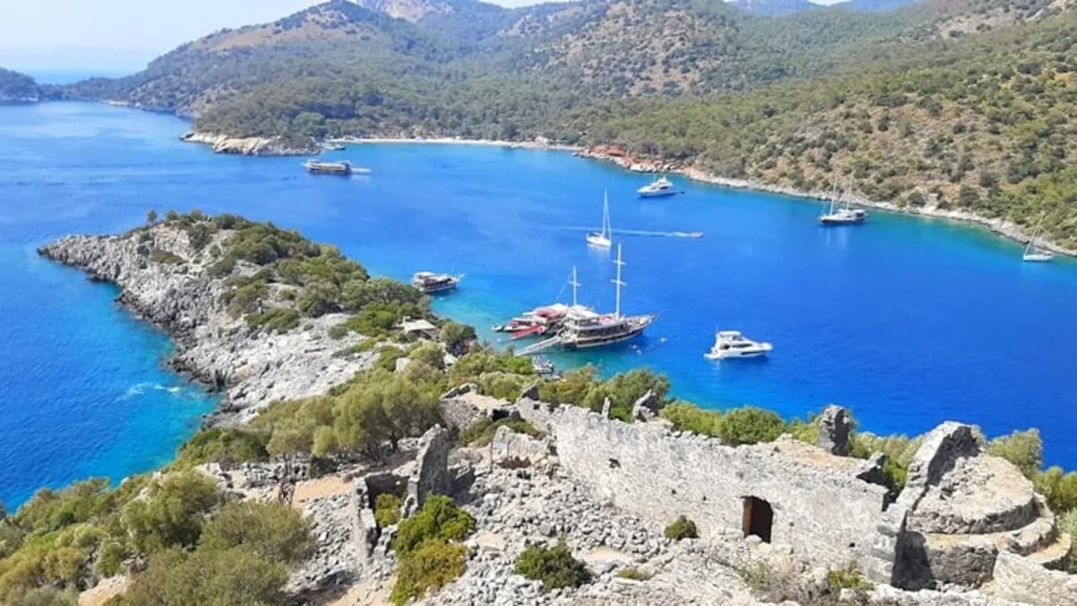 Türkiye’nin en gizemli adası hangisi? Kralların tatil yeri olduğu öne sürülen ada nerede?