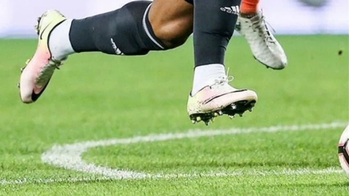 Futbol maç programını temsil eden genel futbol görseli