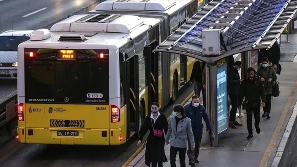 30 Ağustos toplu taşıma ücretsiz mi? Hangi raylı sistem hatlarında ücretsiz ulaşım var?