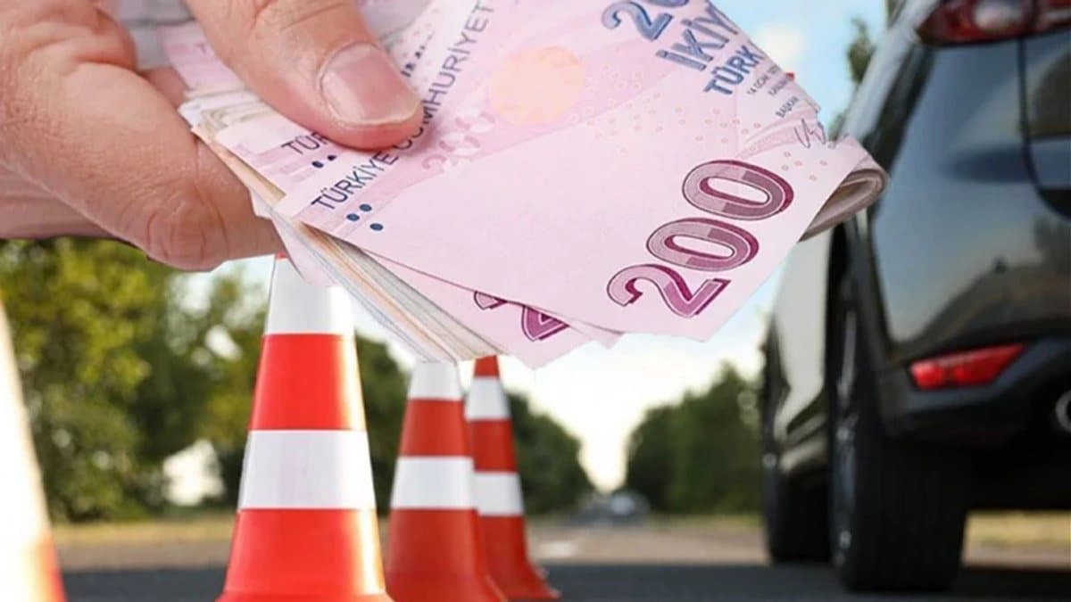 Ehliyet alma maliyeti ne kadar, B sınıfı için hangi ödemeler yapılıyor? 2026 ehliyet süreci ne kadar sürüyor?