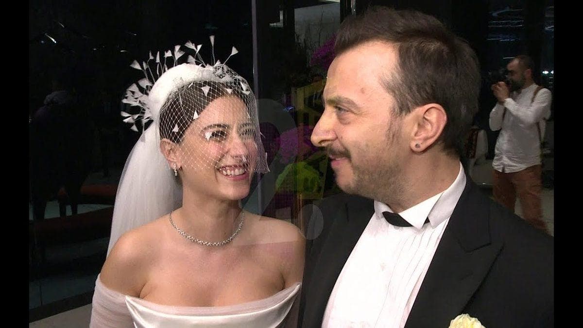 Hazal Kaya ve Ali Atay Amsterdam'da şirket kurdu, Hollanda'ya yerleşmeyecek