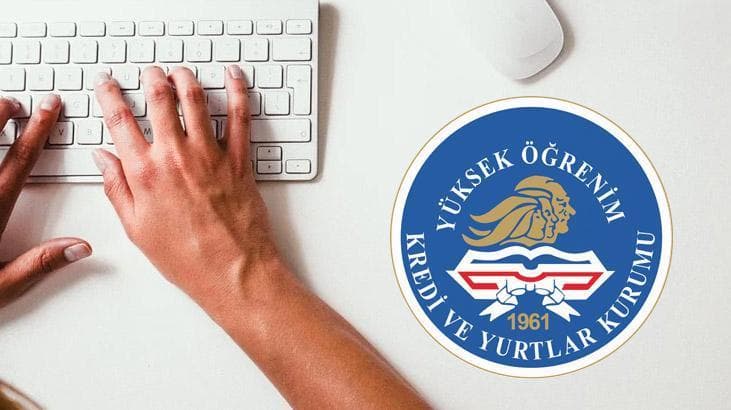 KYK burs ve öğrenim kredisi başvuru sürecini temsil eden üniversite öğrencisi