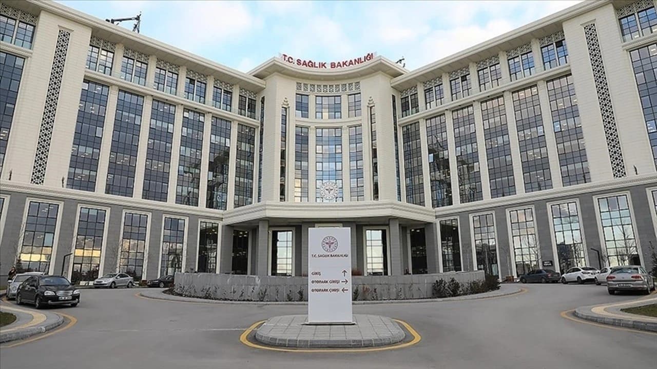 Sağlık Bakanlığı 26 bin 673 sözleşmeli personel alımı ne zaman yapılacak? Başvurular ne zaman başlayacak, şartlar açıklandı mı?