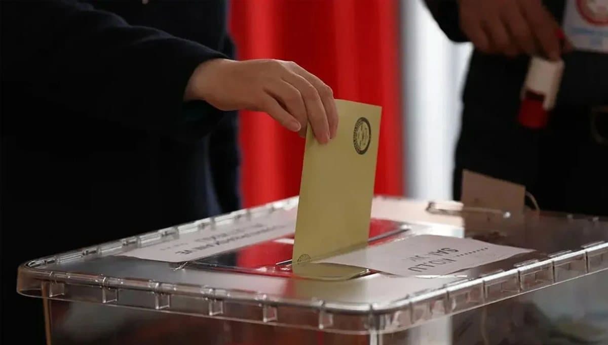 Son anket sonuçlarına göre partilerin oy oranları belli oldu. Bu pazar genel seçim olsa seçimi kim kazanır, hangi parti önde?