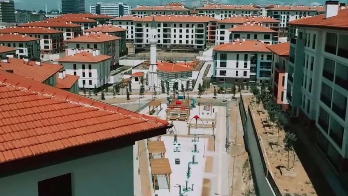 İstanbul'da TOKİ tarafından hayata geçirilen kiralık sosyal konut projesine ilişkin temsili görsel