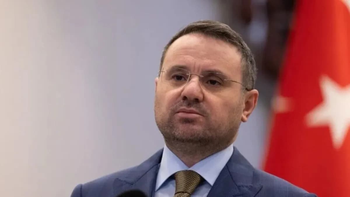 Ailem Güvende operasyonu sonrası hangi LGBT dernekleri ve hesaplara erişim engeli getirildi, 73 site ve hesap hangileri?